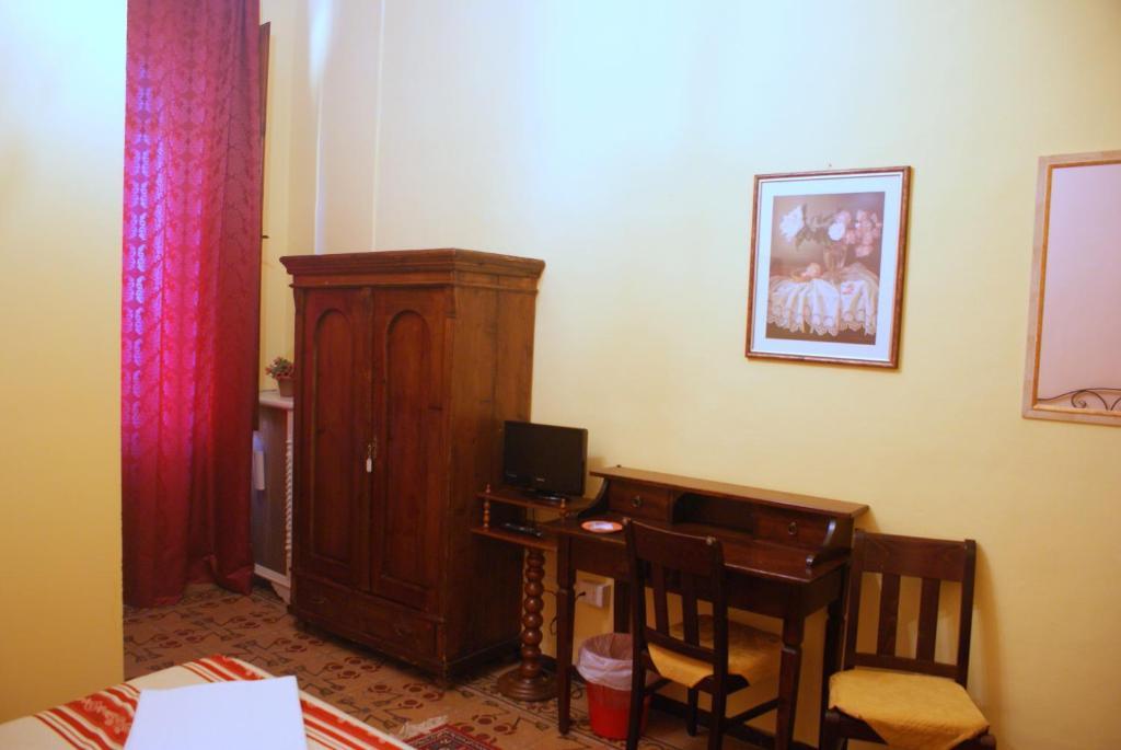 Hotel Europa Перуджа Екстериор снимка