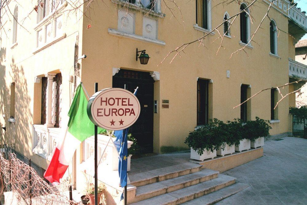 Hotel Europa Перуджа Екстериор снимка