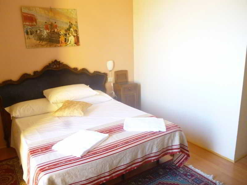 Hotel Europa Перуджа Екстериор снимка